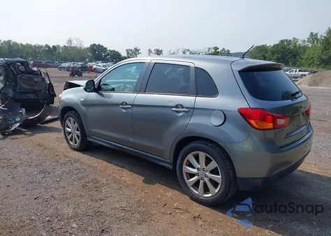 2015 Mitsubishi Outlander Sport Es z USA, uszkodzony, nr VIN 4A4AR3AU2FE049170